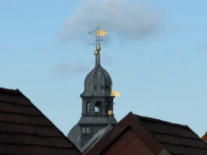 Turm der historischen Marktkirche zum Heiligen Geist in Clausthal-Zellerfeld